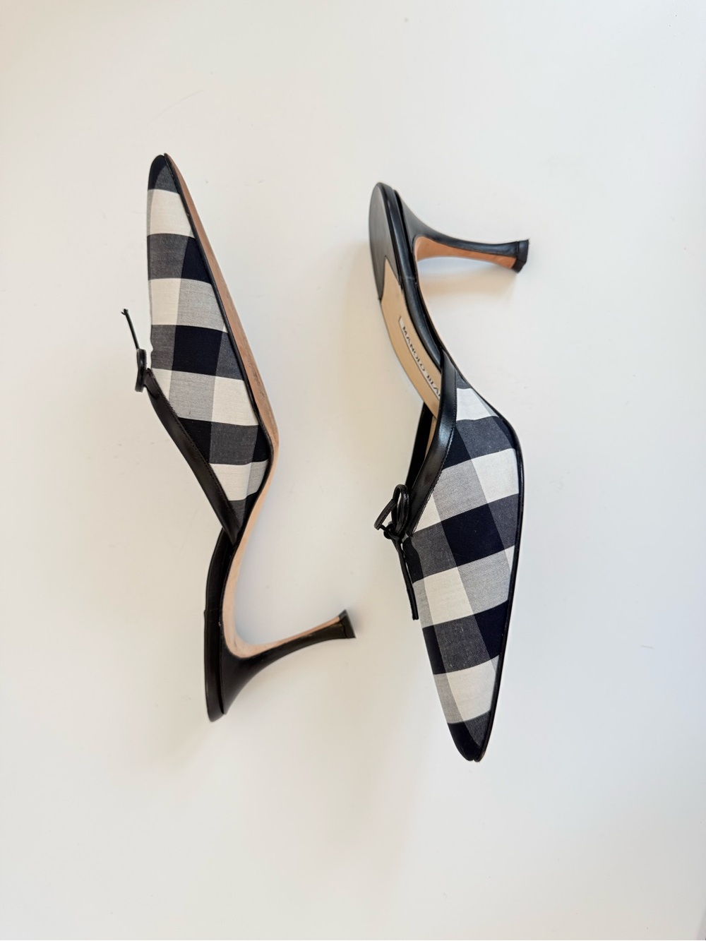 Manolo Blahnik LATAMU Black White Gingham Check Bow Pointed Toe Kitten mules 38 - Picture 6 of 10